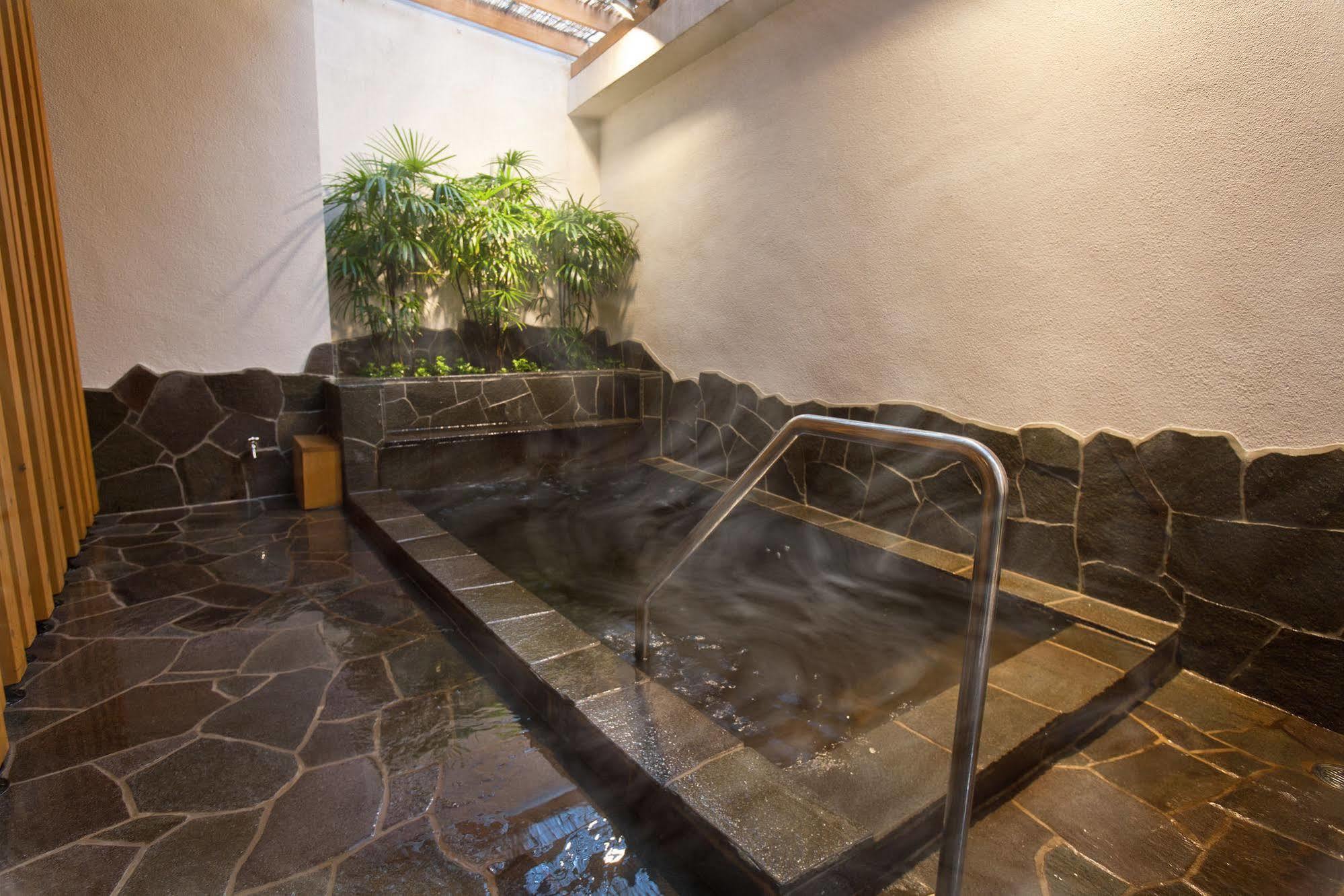 Onsen Hotel Nakahara Bessou Nonsmoking, Earthquake Retrofit Кагосима Экстерьер фото